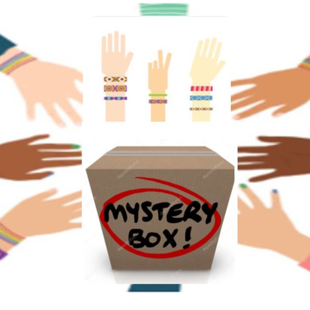 3 Bracelets Mystery Box - Gorgeous Women's Bracelets Stylish and‎ Fun!